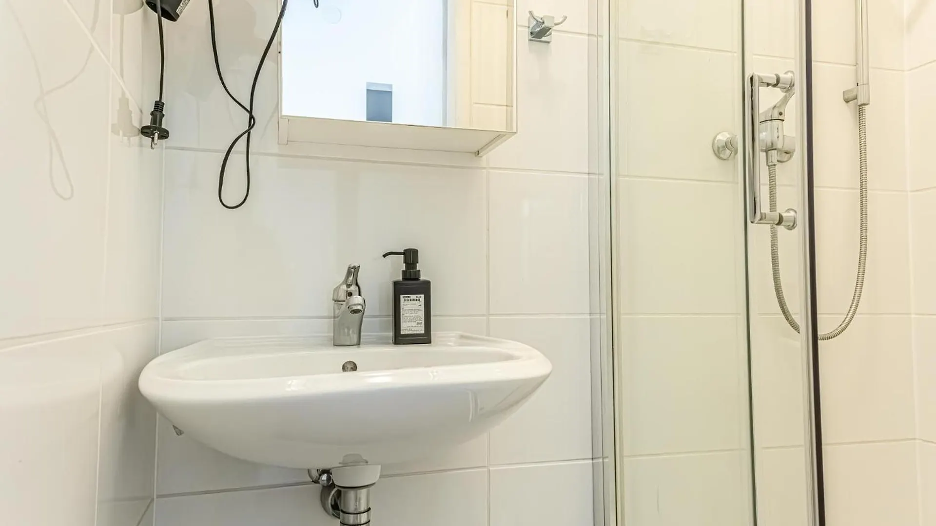 Trendy 1Br Apt, With Top Location ウィーン